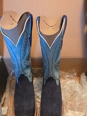 Ariat Brown Suede Western Boot Interior View